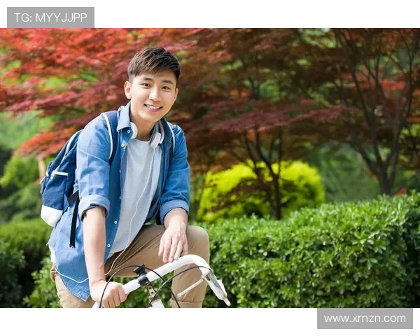 《青梅竹马：定格胶片里的初恋回响》